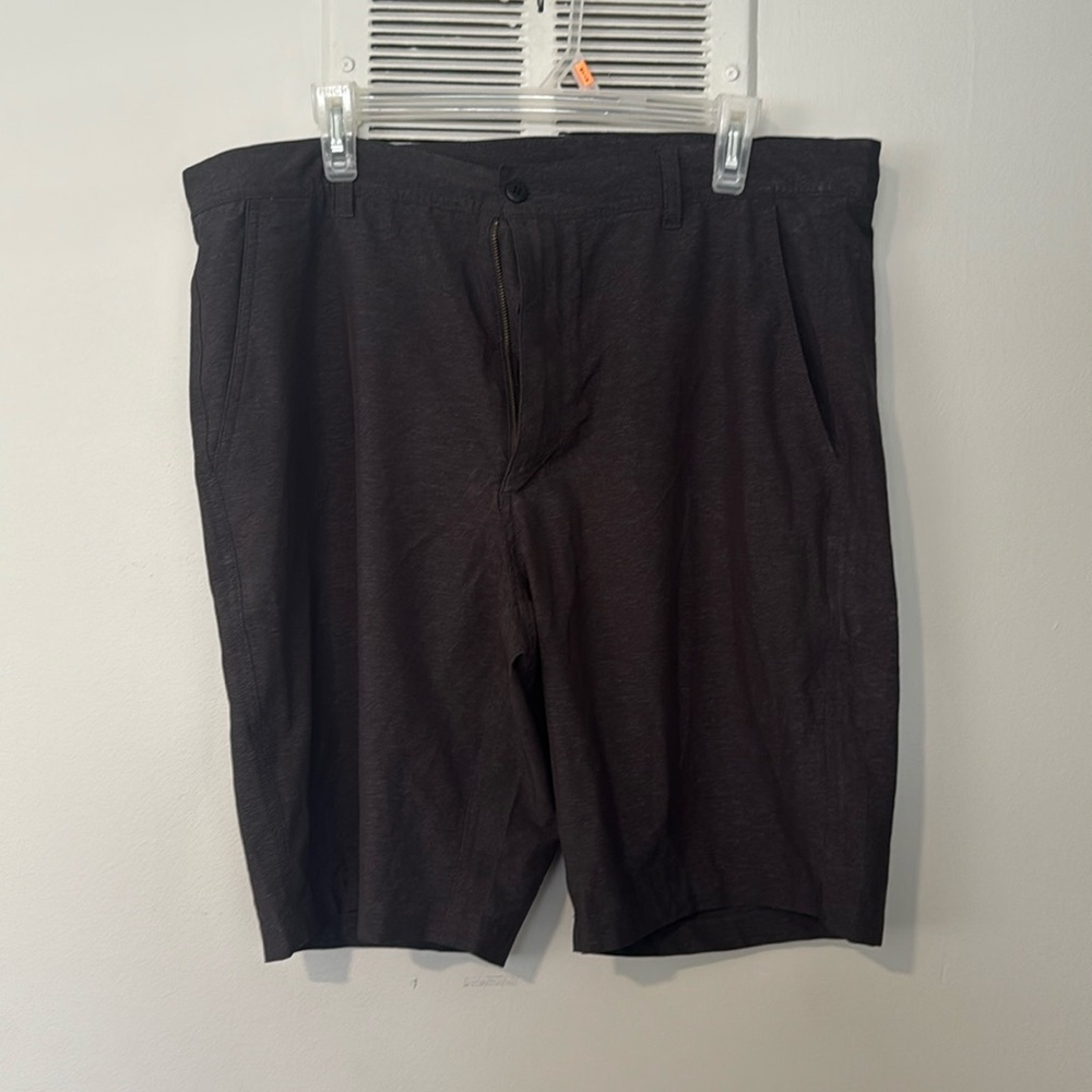 FootJoy Men’s Black Golf Shorts - Size 38 - Great Condition